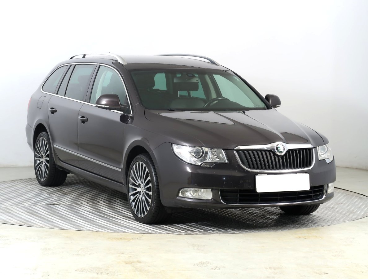 Škoda Superb, 2010 - celkový pohled