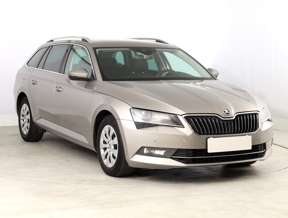 Škoda Superb, 2016 - celkový pohled