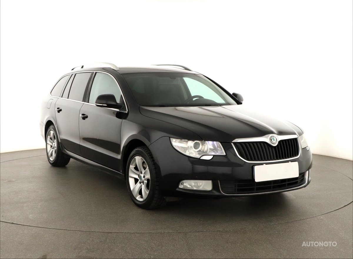 Škoda Superb, 2011 - celkový pohled