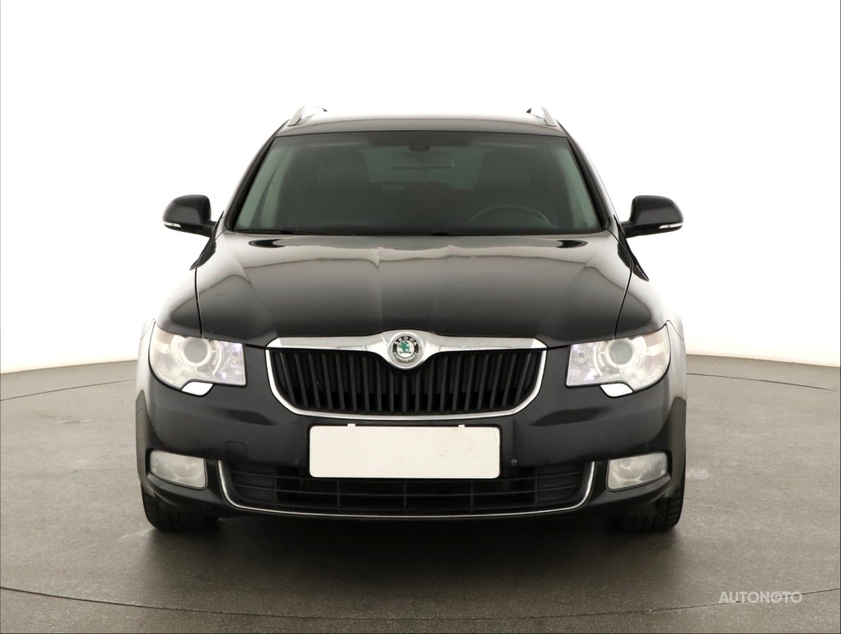 Škoda Superb, 2011 - pohled č. 2