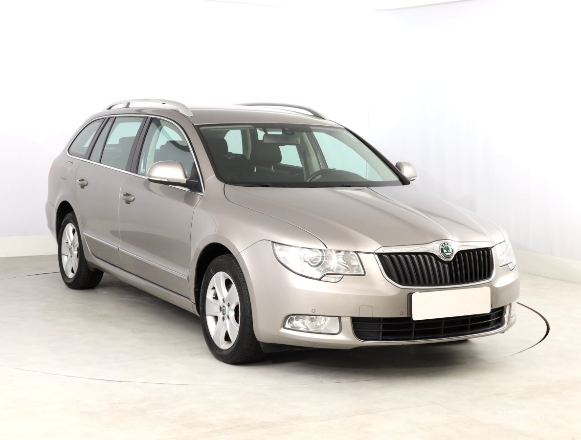 Škoda Superb, 2010 - celkový pohled