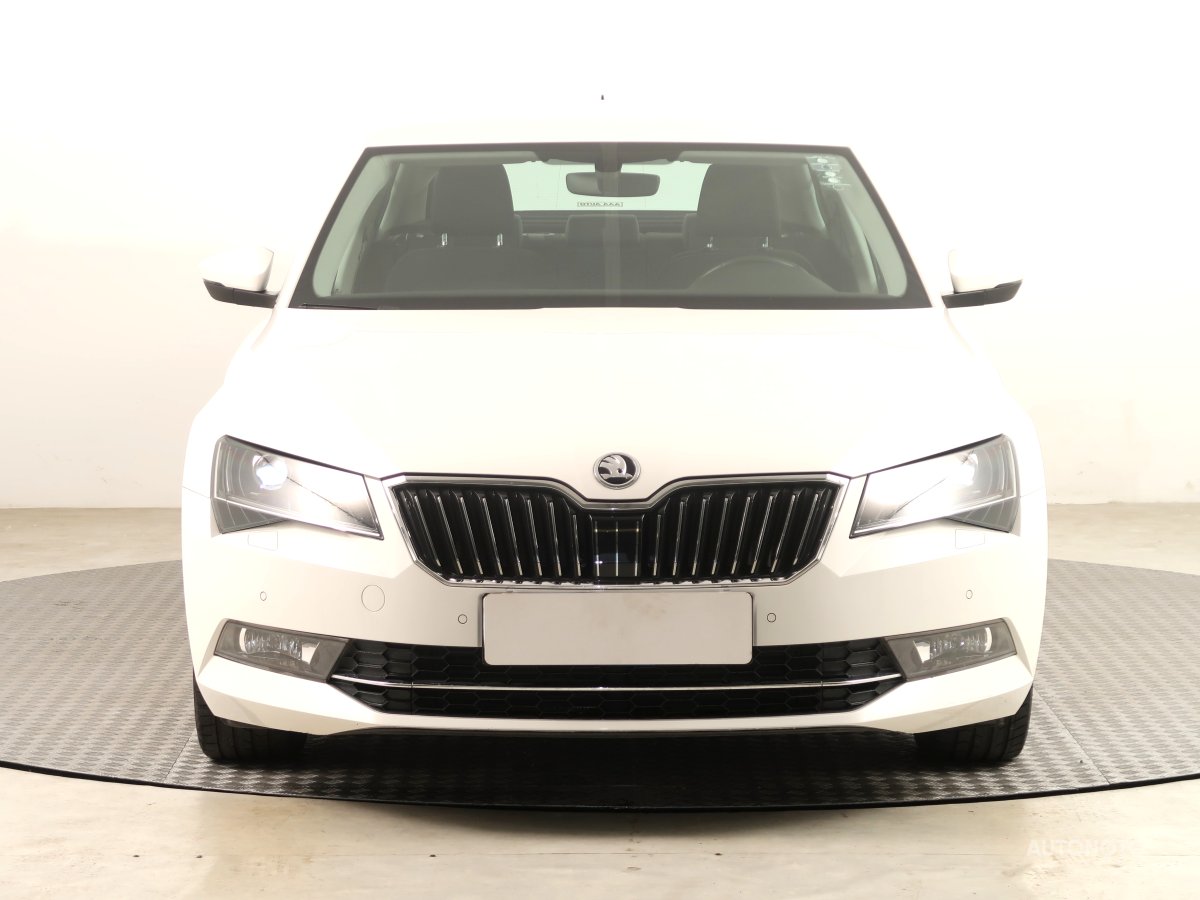 Škoda Superb, 2017 - pohled č. 2