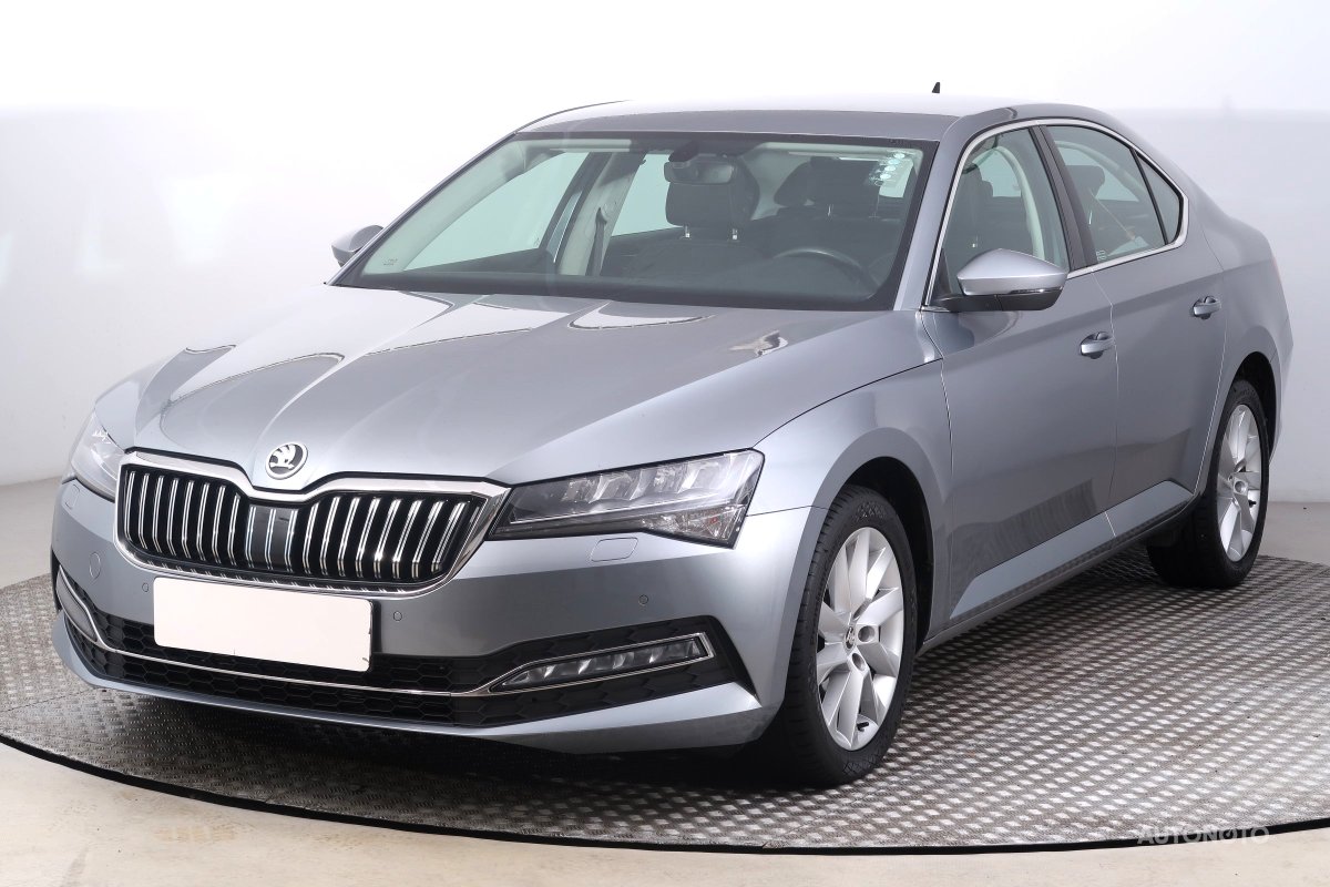 Škoda Superb, 2019 - pohled č. 3