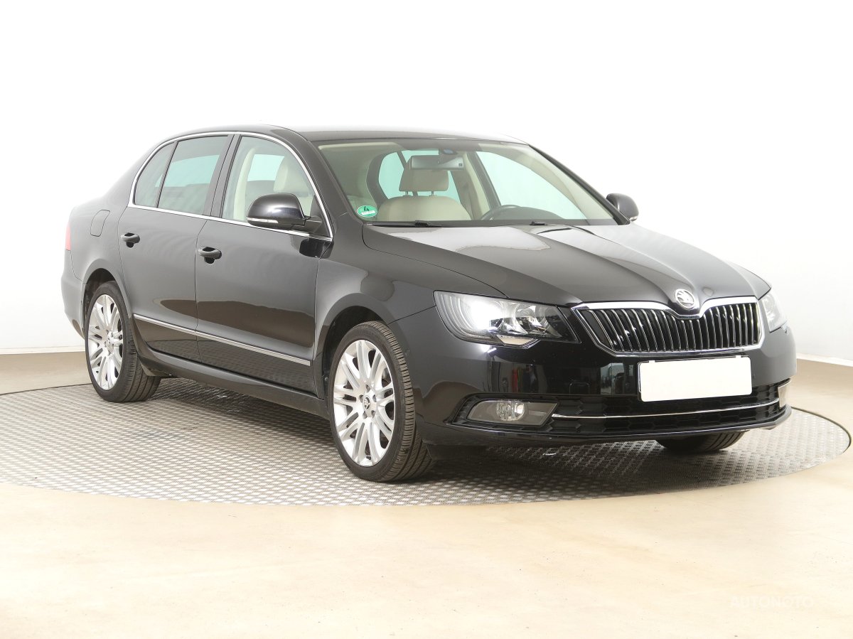 Škoda Superb, 2014 - celkový pohled