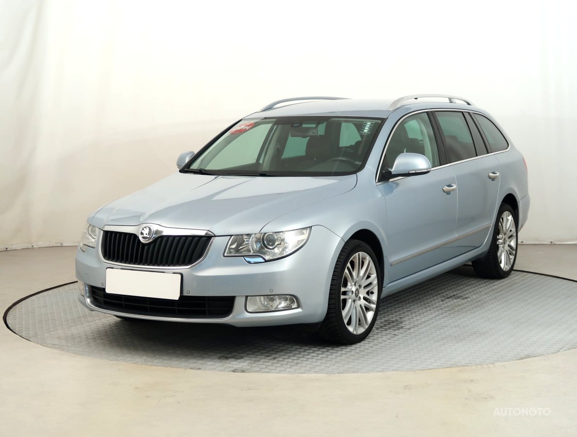 Škoda Superb, 2012 - pohled č. 3
