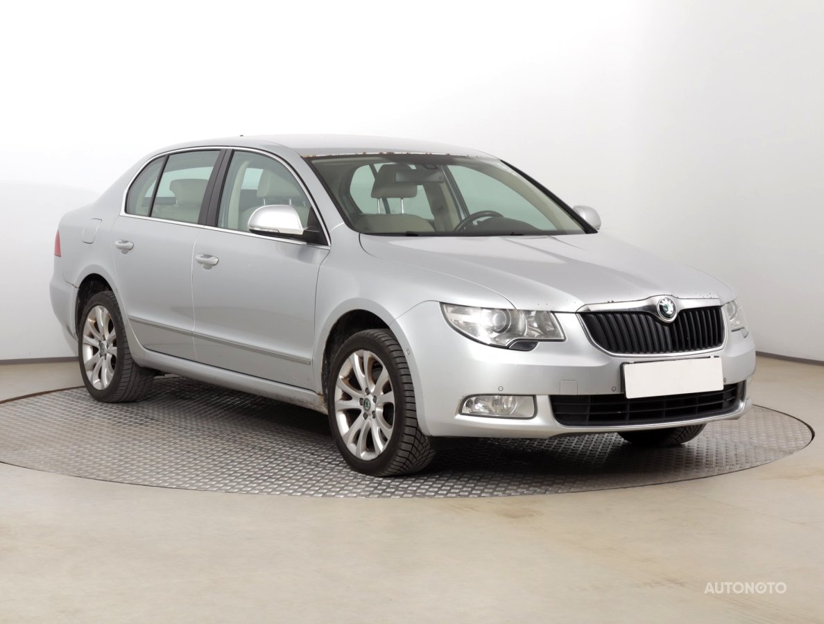 Škoda Superb, 2010 - celkový pohled