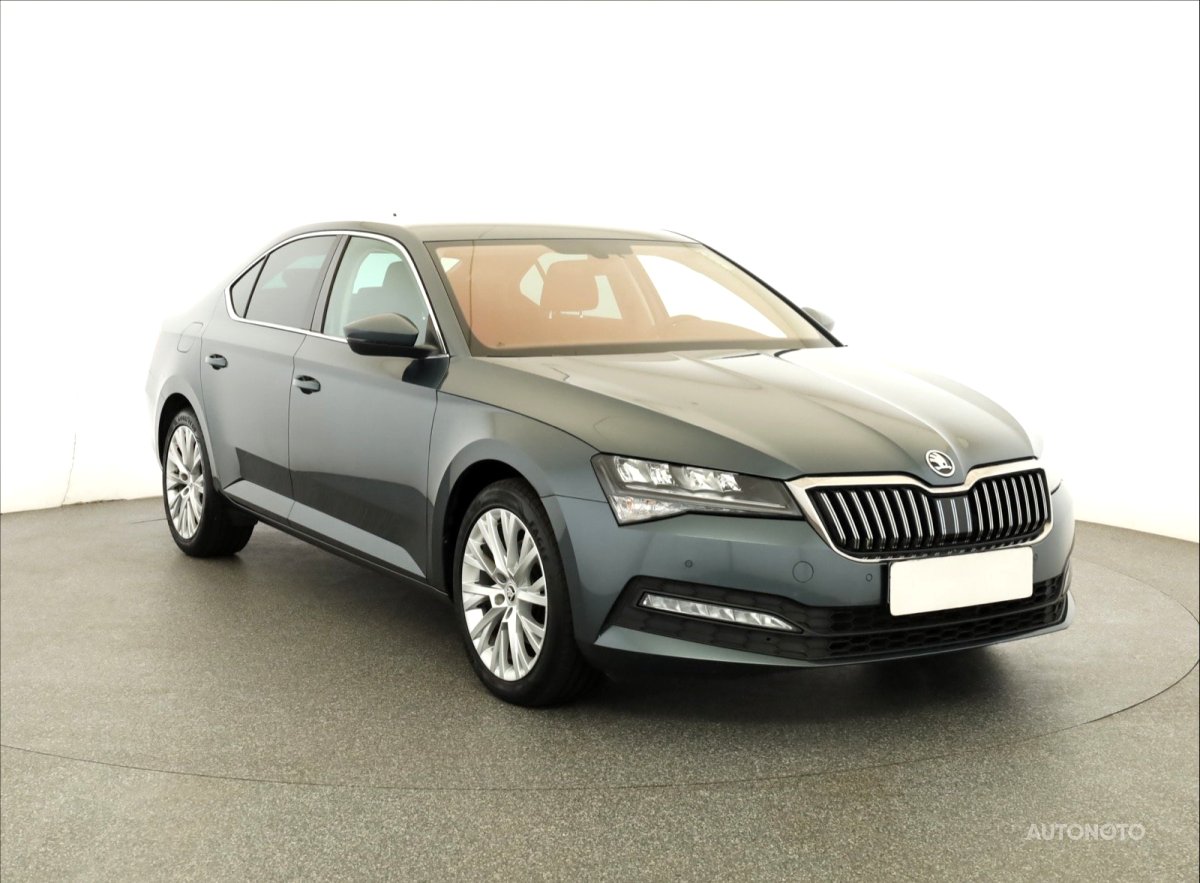 Škoda Superb, 2020 - celkový pohled