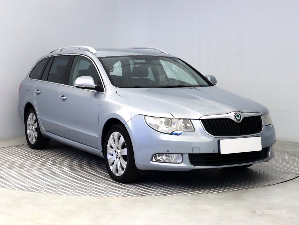 Škoda Superb, 2010 - celkový pohled