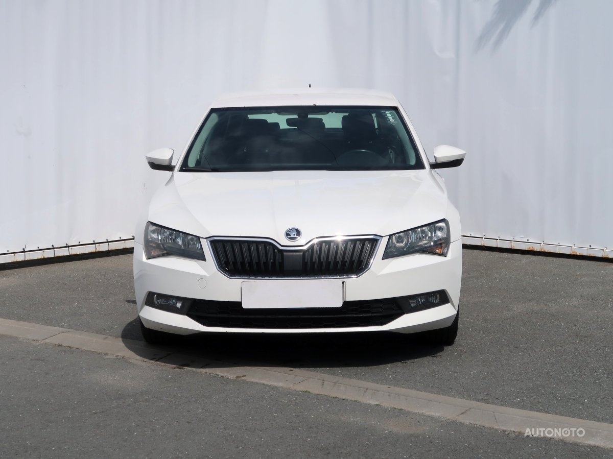 Škoda Superb, 2019 - pohled č. 2