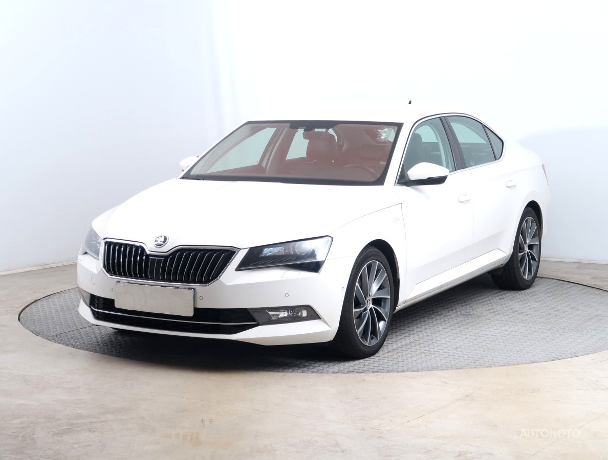 Škoda Superb, 2016 - pohled č. 3