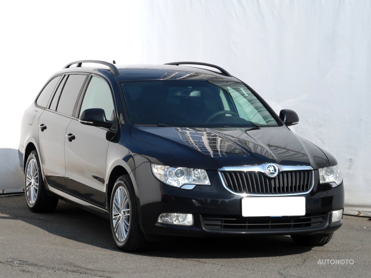 Škoda Superb, 2011 - celkový pohled