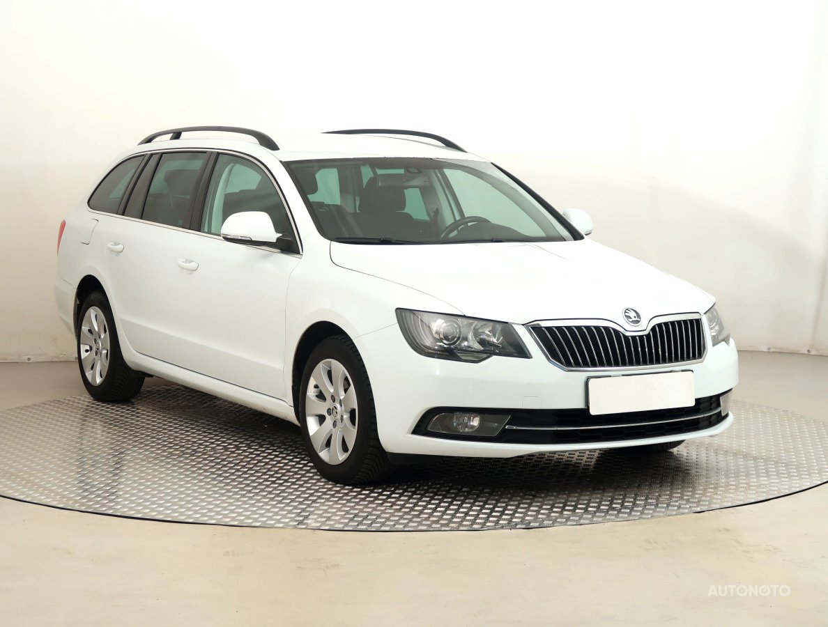 Škoda Superb, 2014 - celkový pohled