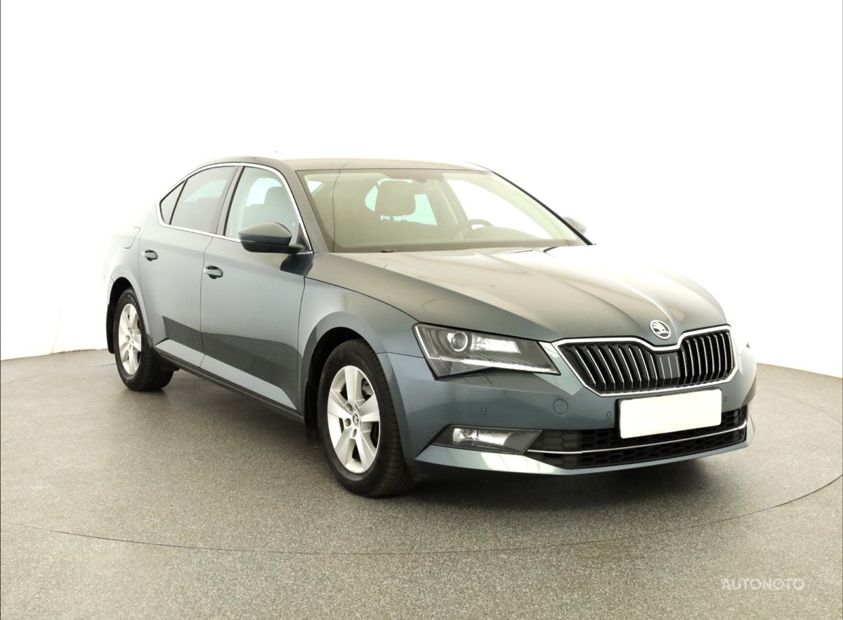 Škoda Superb, 2017 - celkový pohled