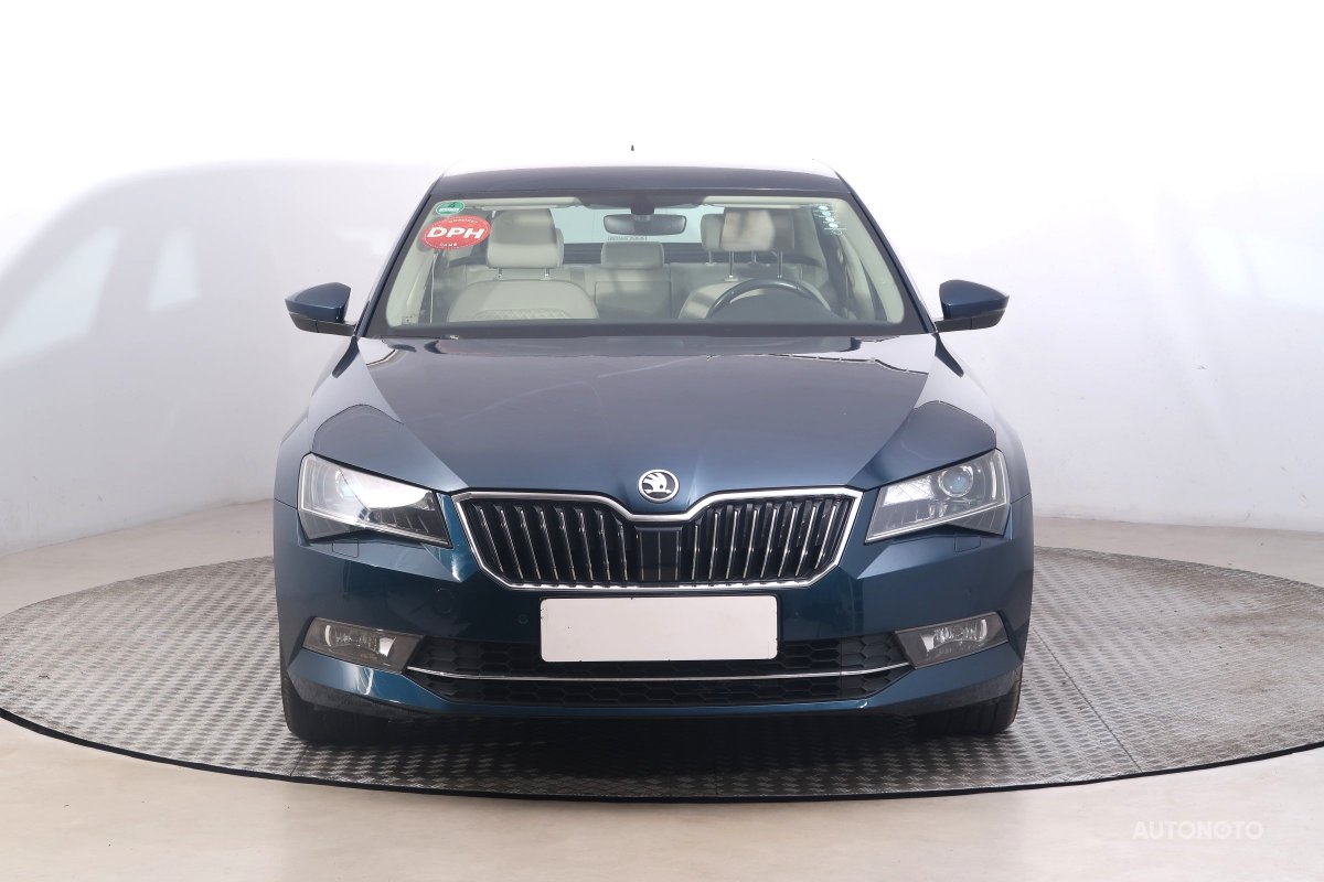 Škoda Superb, 2018 - pohled č. 2