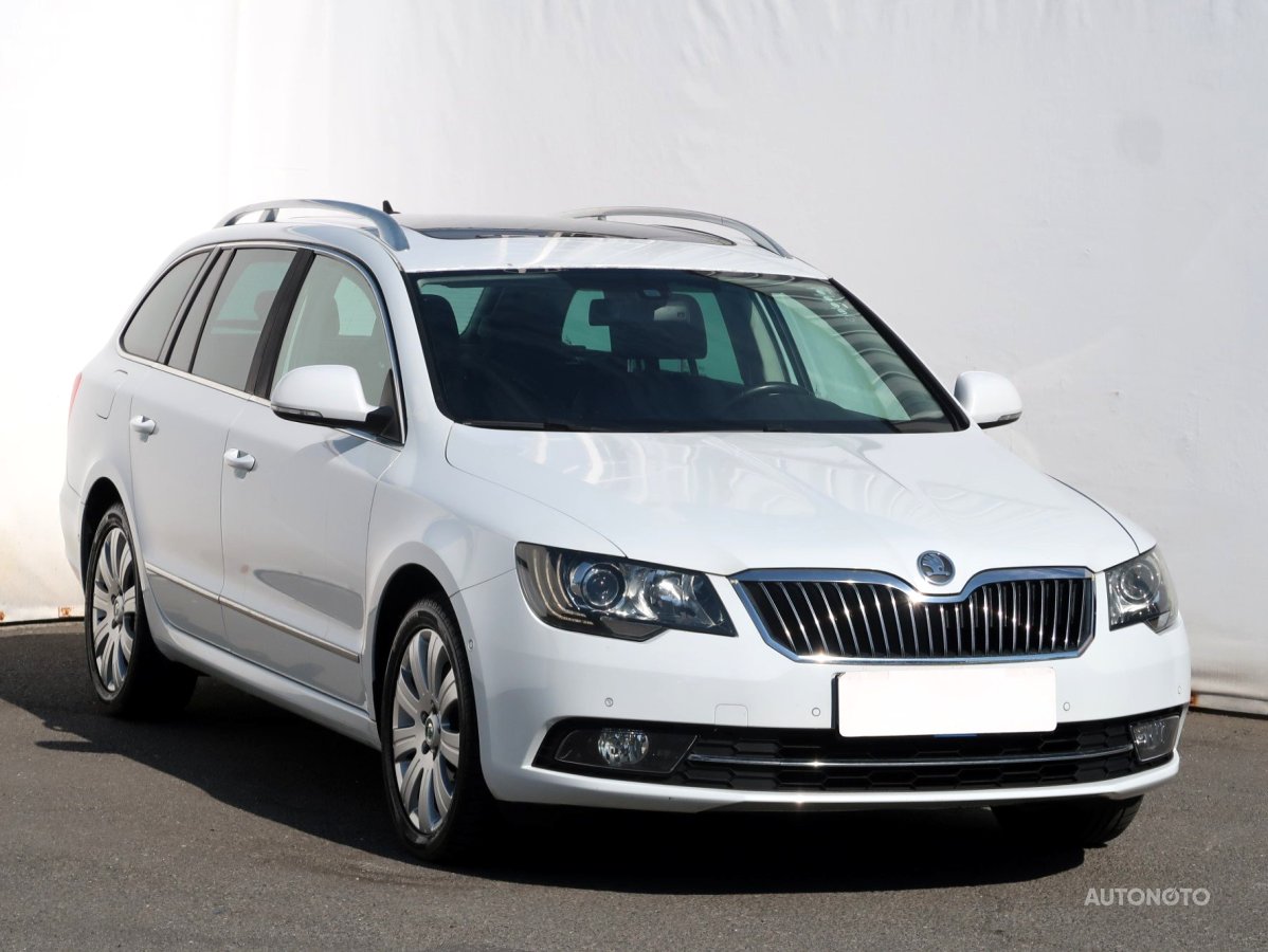 Škoda Superb, 2014 - celkový pohled