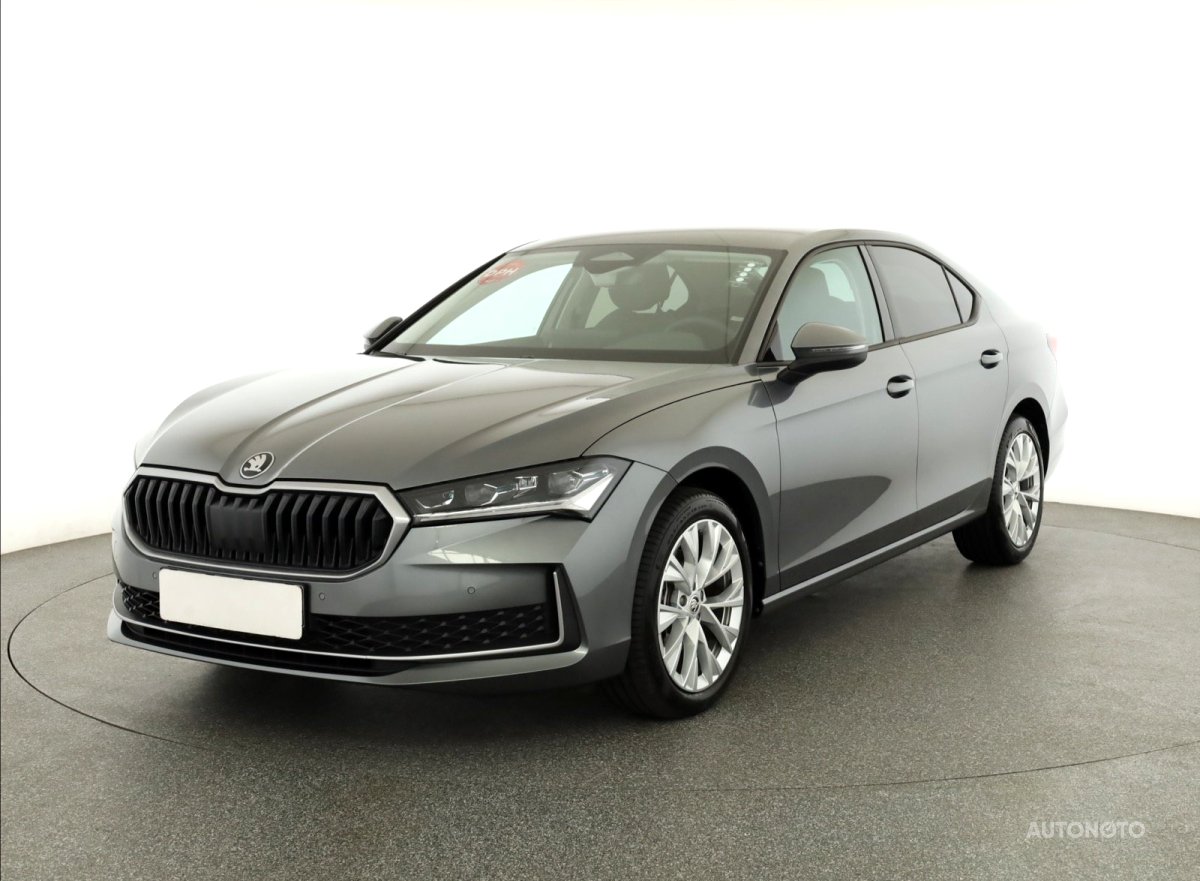 Škoda Superb, 2024 - pohled č. 3