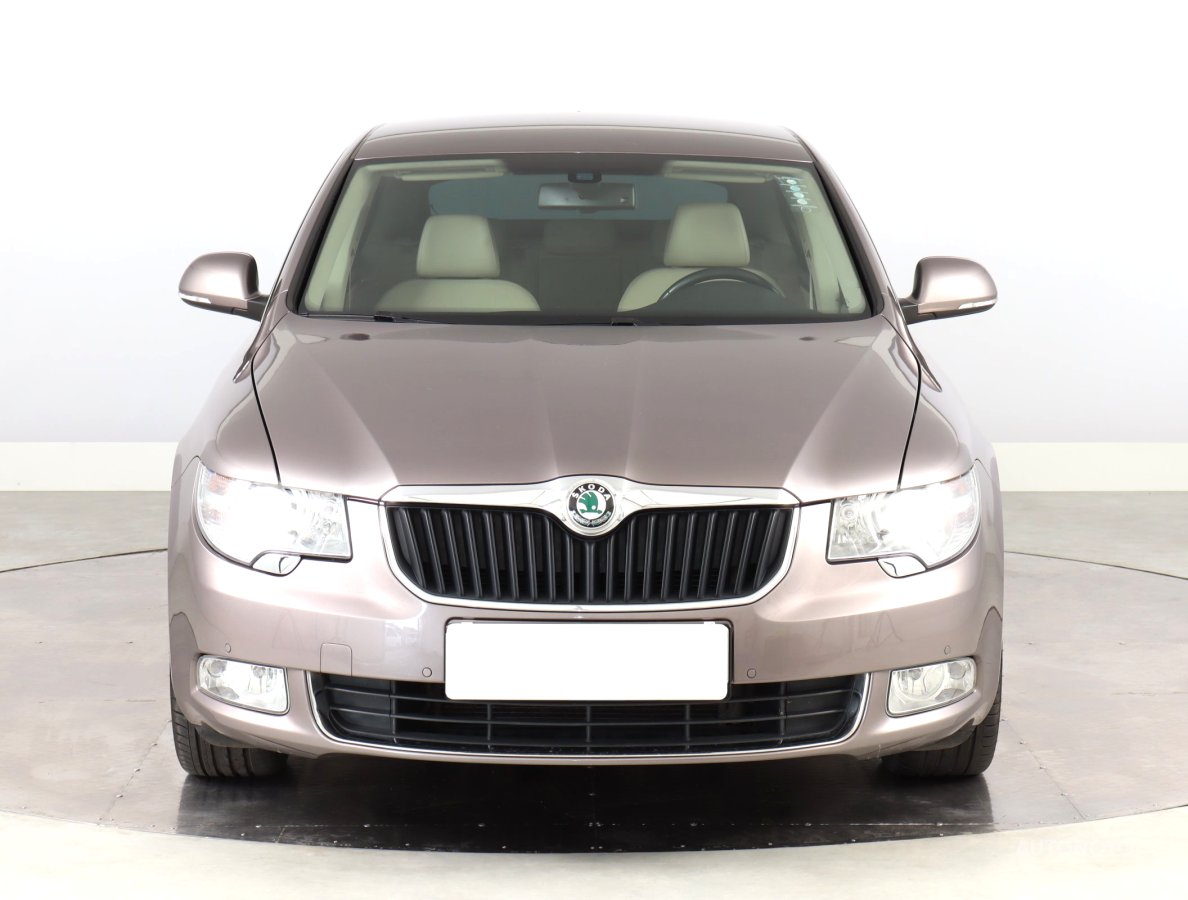 Škoda Superb, 2011 - pohled č. 2
