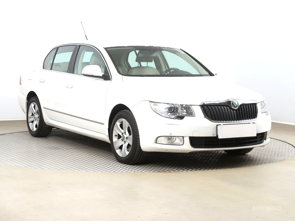 Škoda Superb, 2009 - celkový pohled