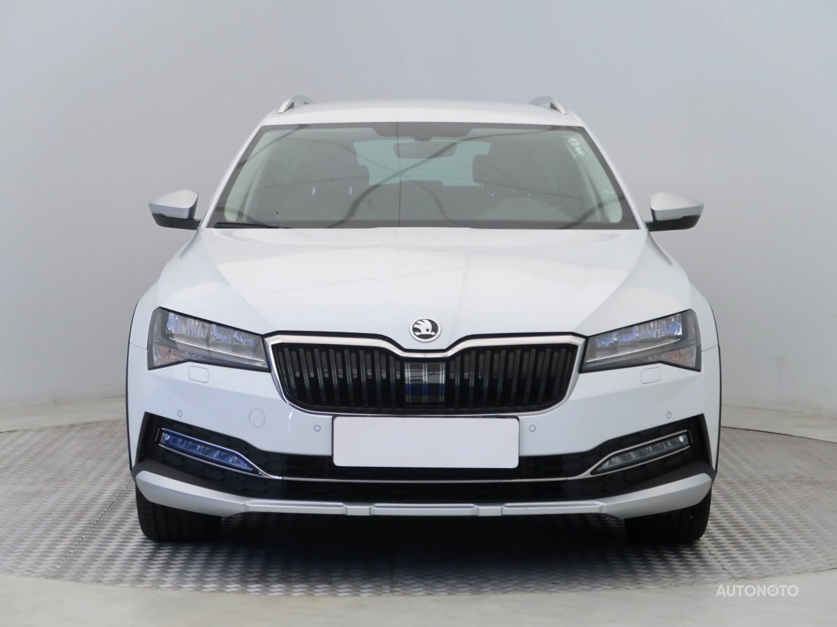 Škoda Superb, 2021 - pohled č. 2