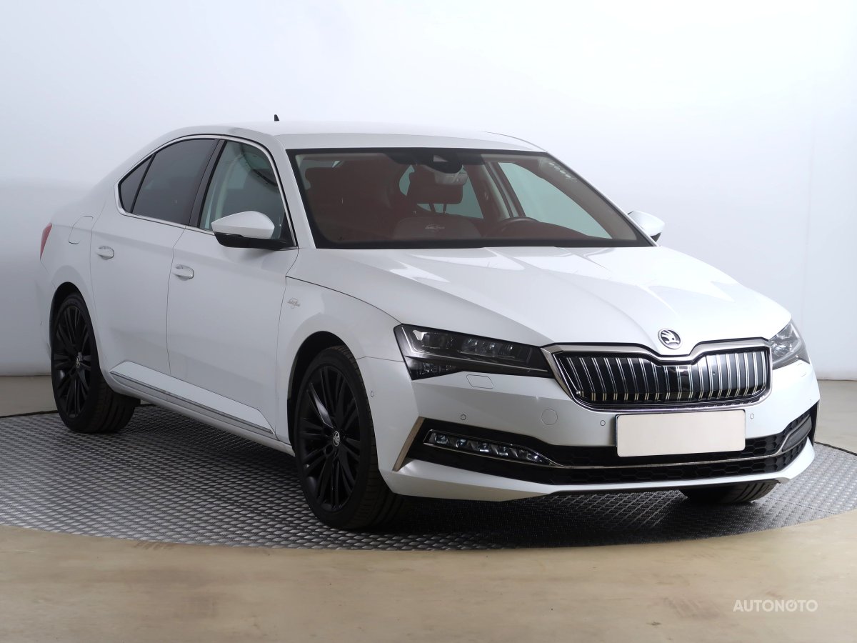 Škoda Superb, 2020 - celkový pohled