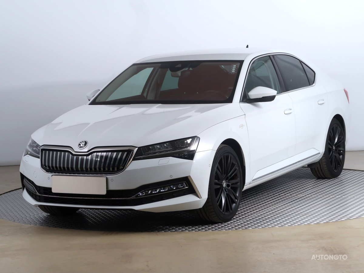 Škoda Superb, 2020 - pohled č. 3