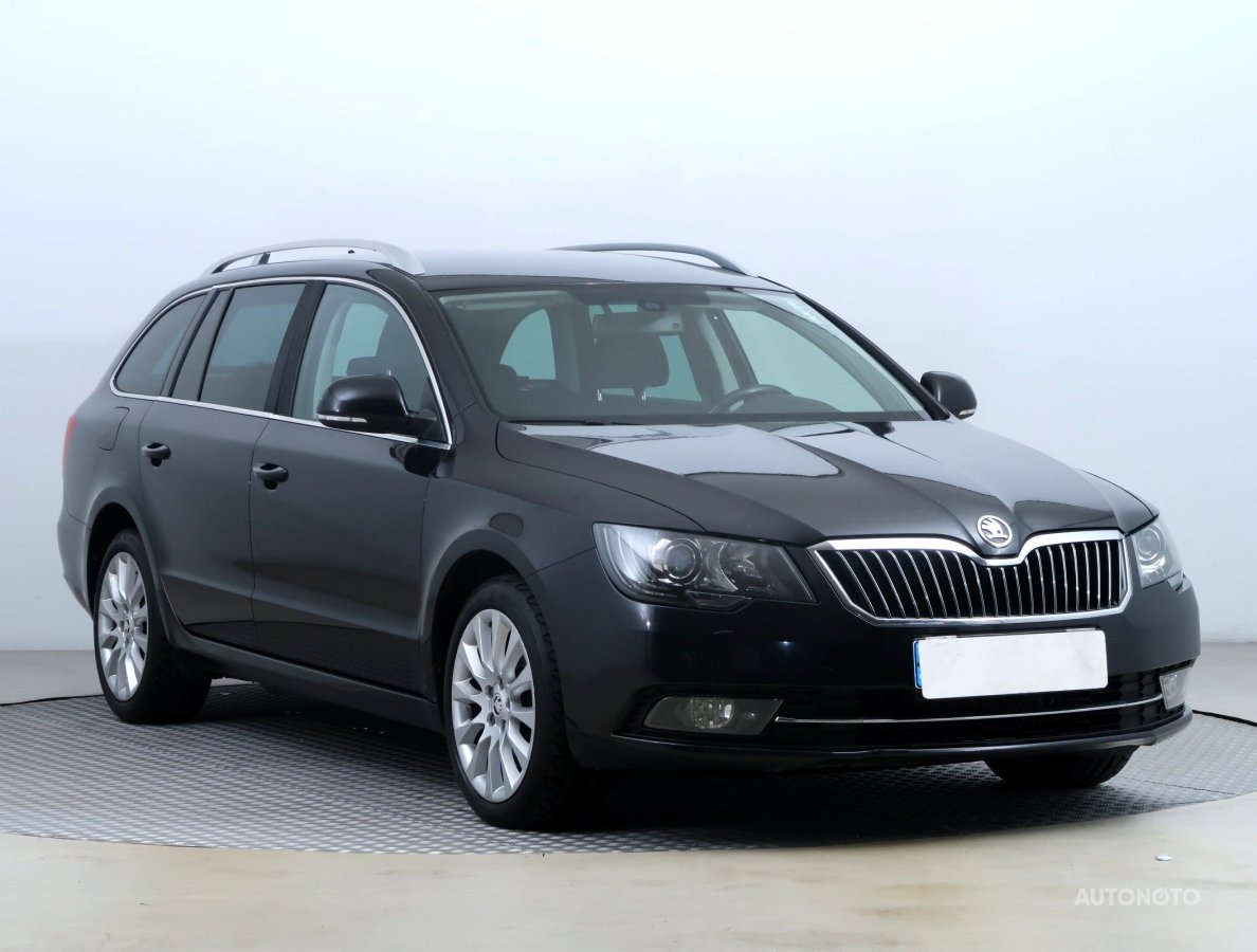 Škoda Superb, 2014 - celkový pohled