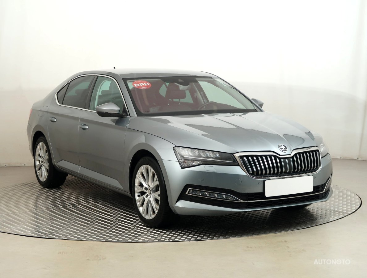 Škoda Superb, 2020 - celkový pohled