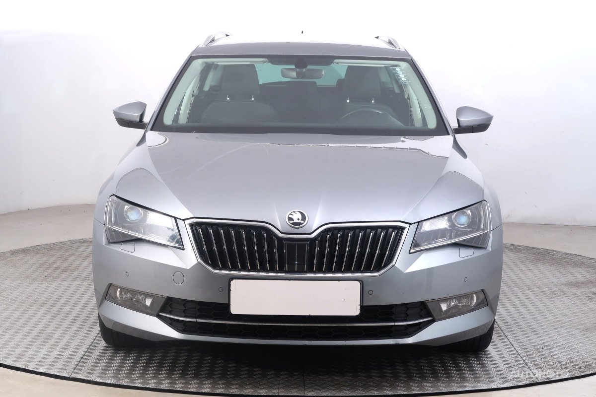 Škoda Superb, 2015 - pohled č. 2