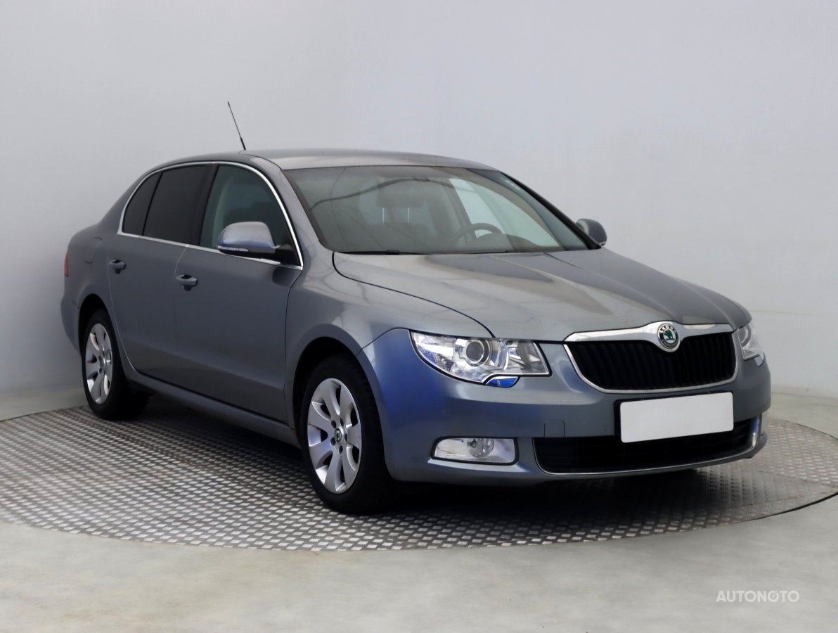 Škoda Superb, 2009 - celkový pohled