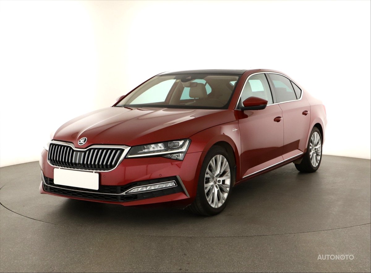 Škoda Superb, 2021 - pohled č. 3