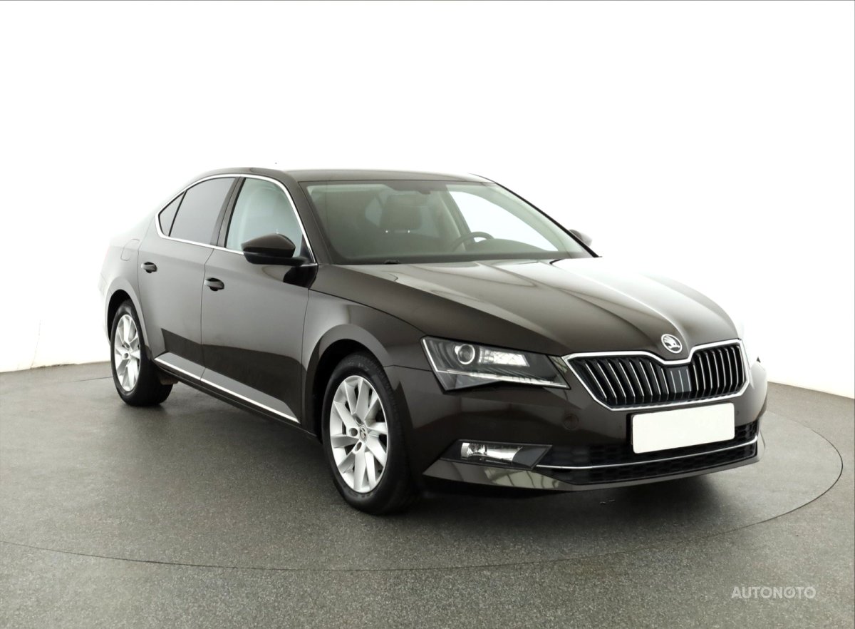 Škoda Superb, 2017 - celkový pohled
