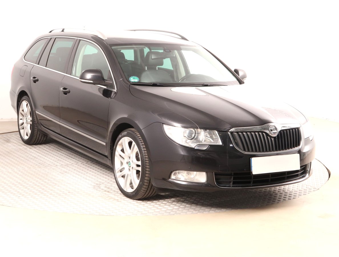 Škoda Superb, 2011 - celkový pohled