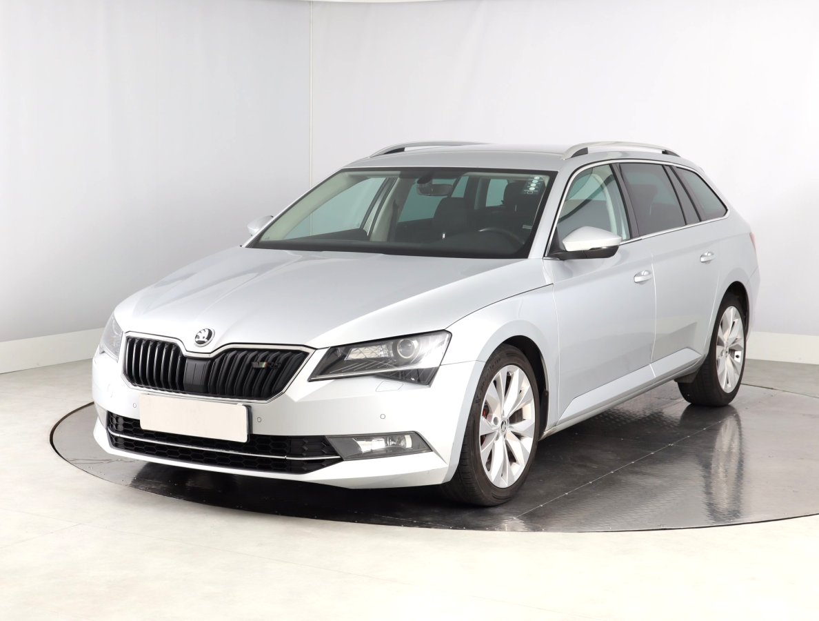 Škoda Superb, 2017 - pohled č. 3