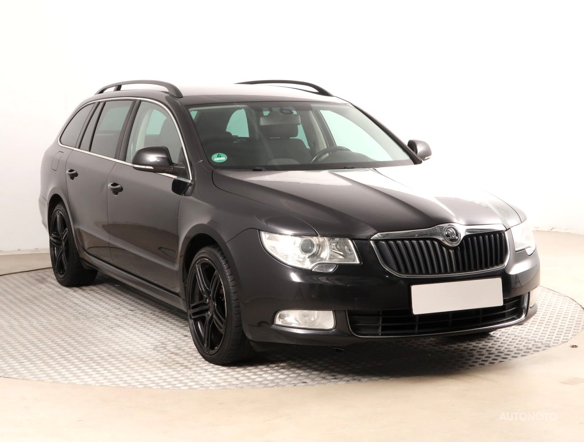Škoda Superb, 2011 - celkový pohled