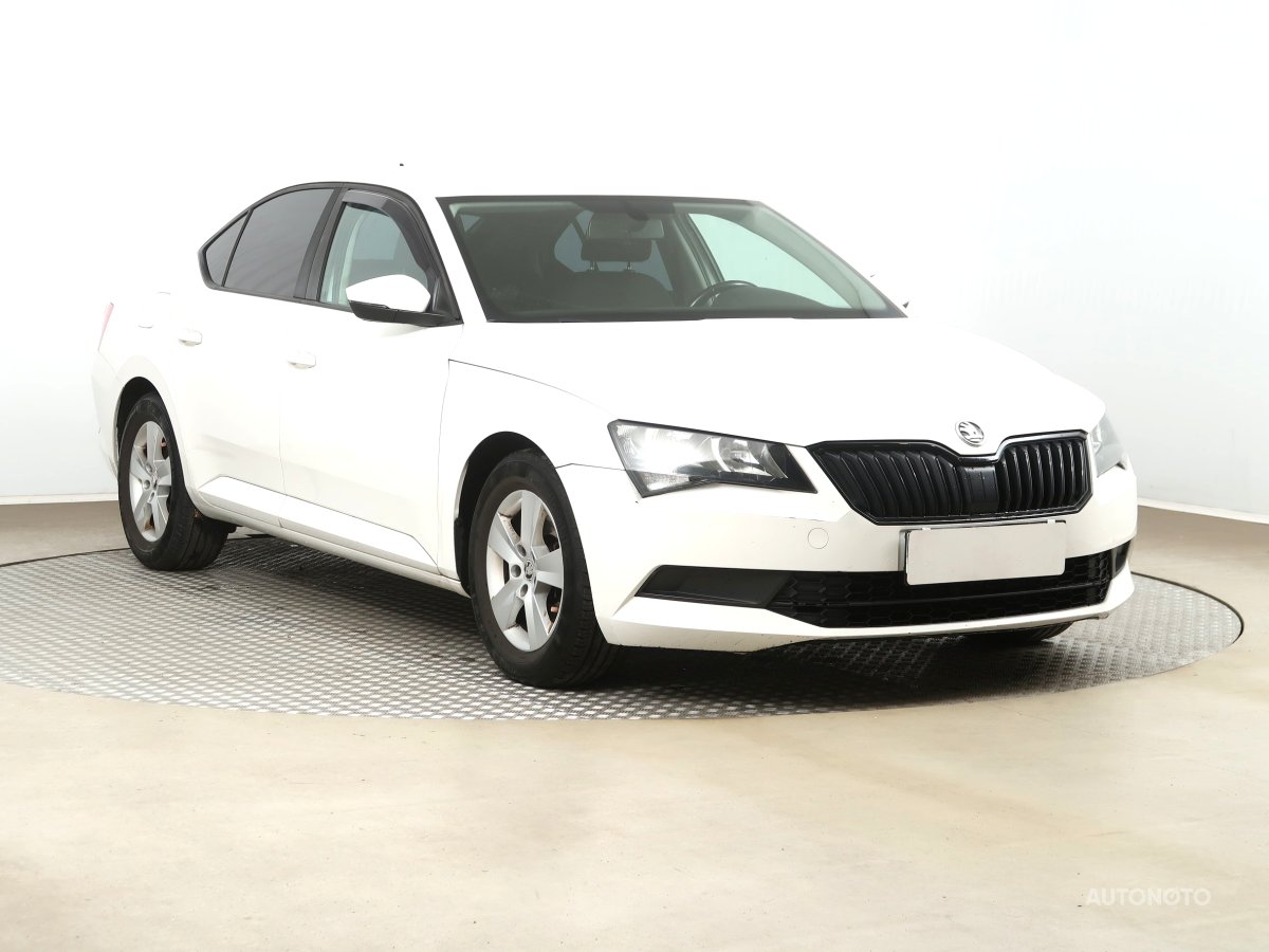 Škoda Superb, 2016 - celkový pohled