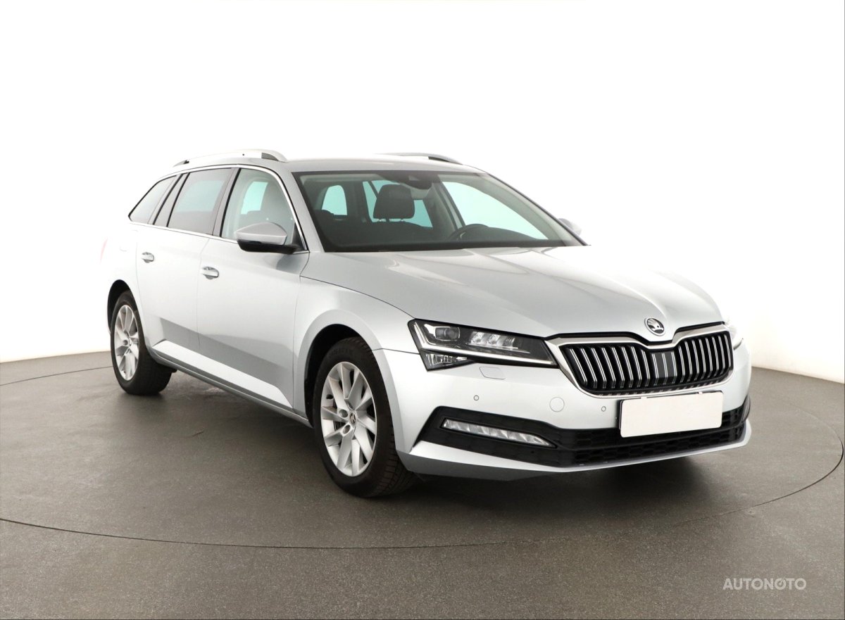 Škoda Superb, 2020 - celkový pohled