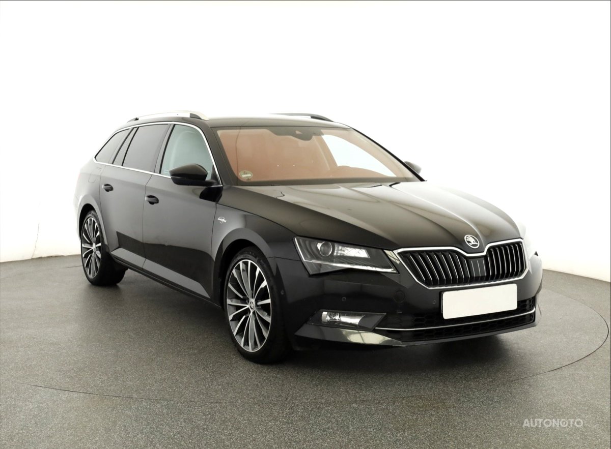 Škoda Superb, 2017 - celkový pohled