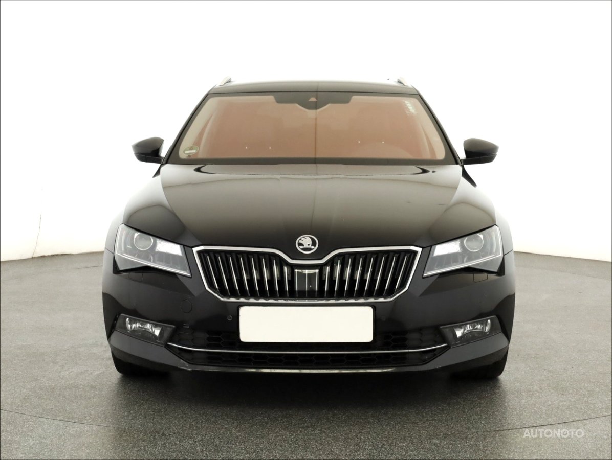 Škoda Superb, 2017 - pohled č. 2