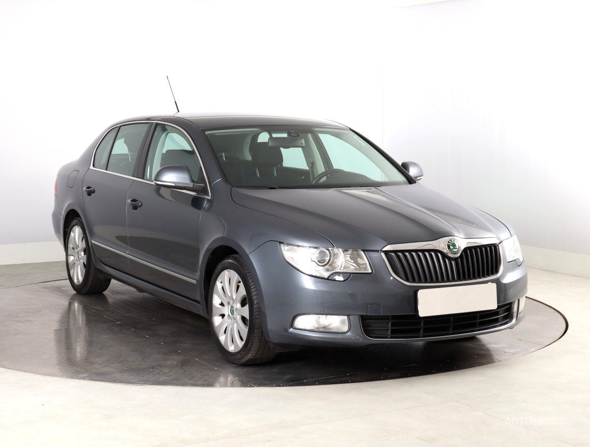 Škoda Superb, 2009 - celkový pohled