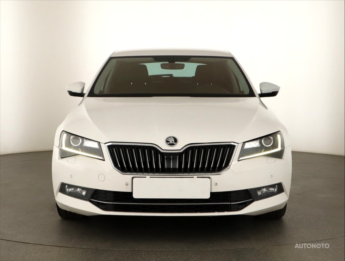 Škoda Superb, 2017 - pohled č. 2