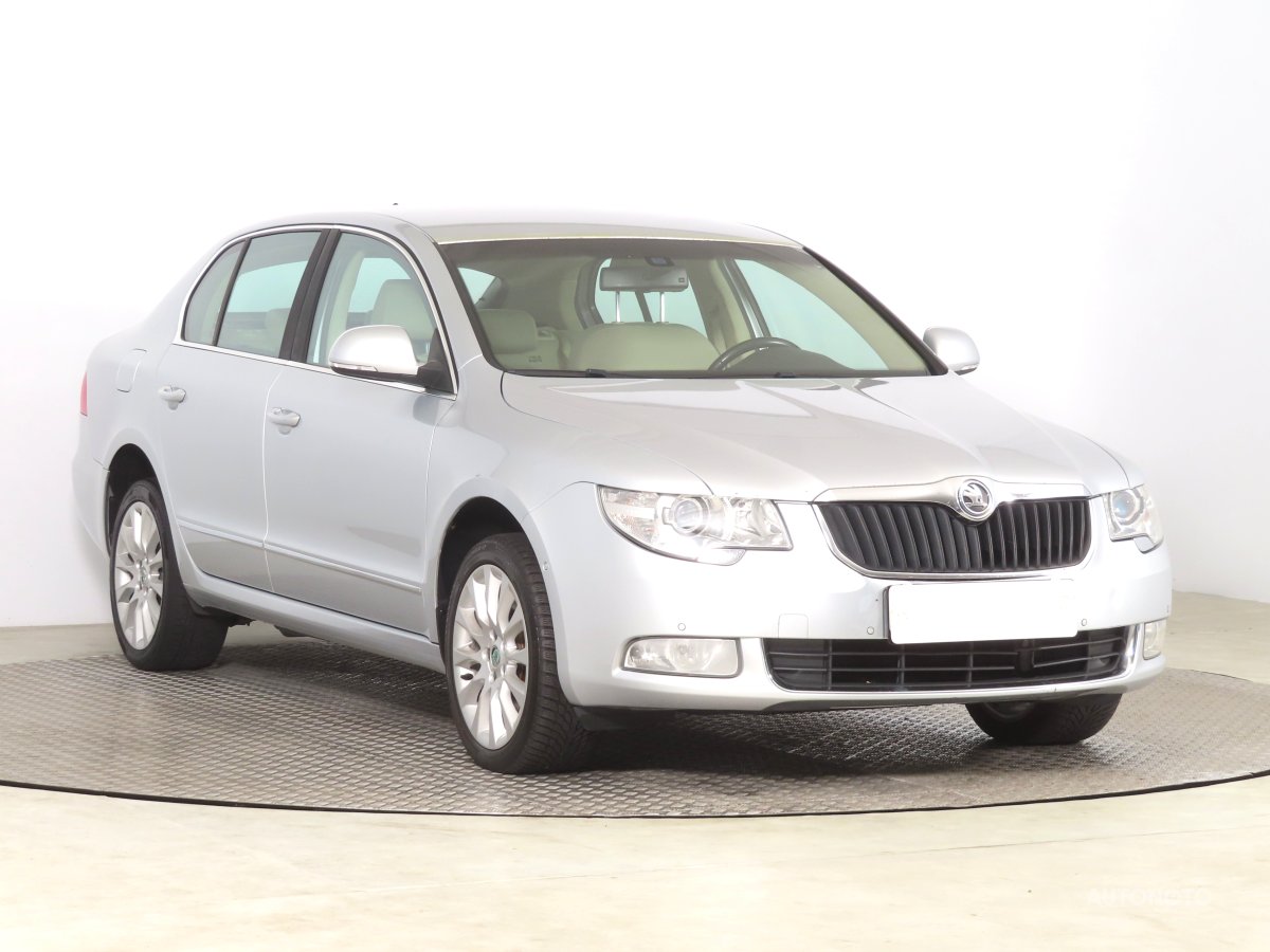 Škoda Superb, 2011 - celkový pohled