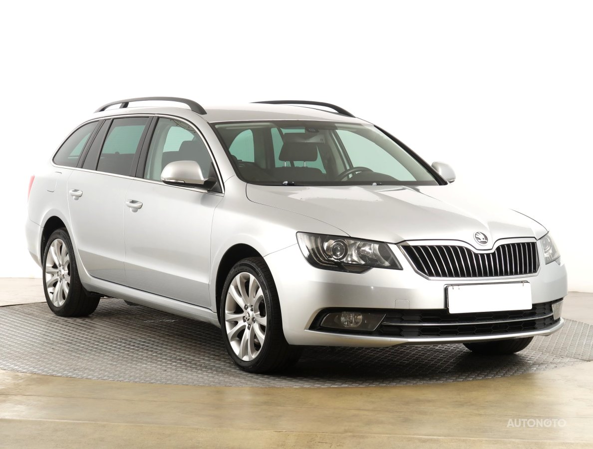 Škoda Superb, 2014 - celkový pohled