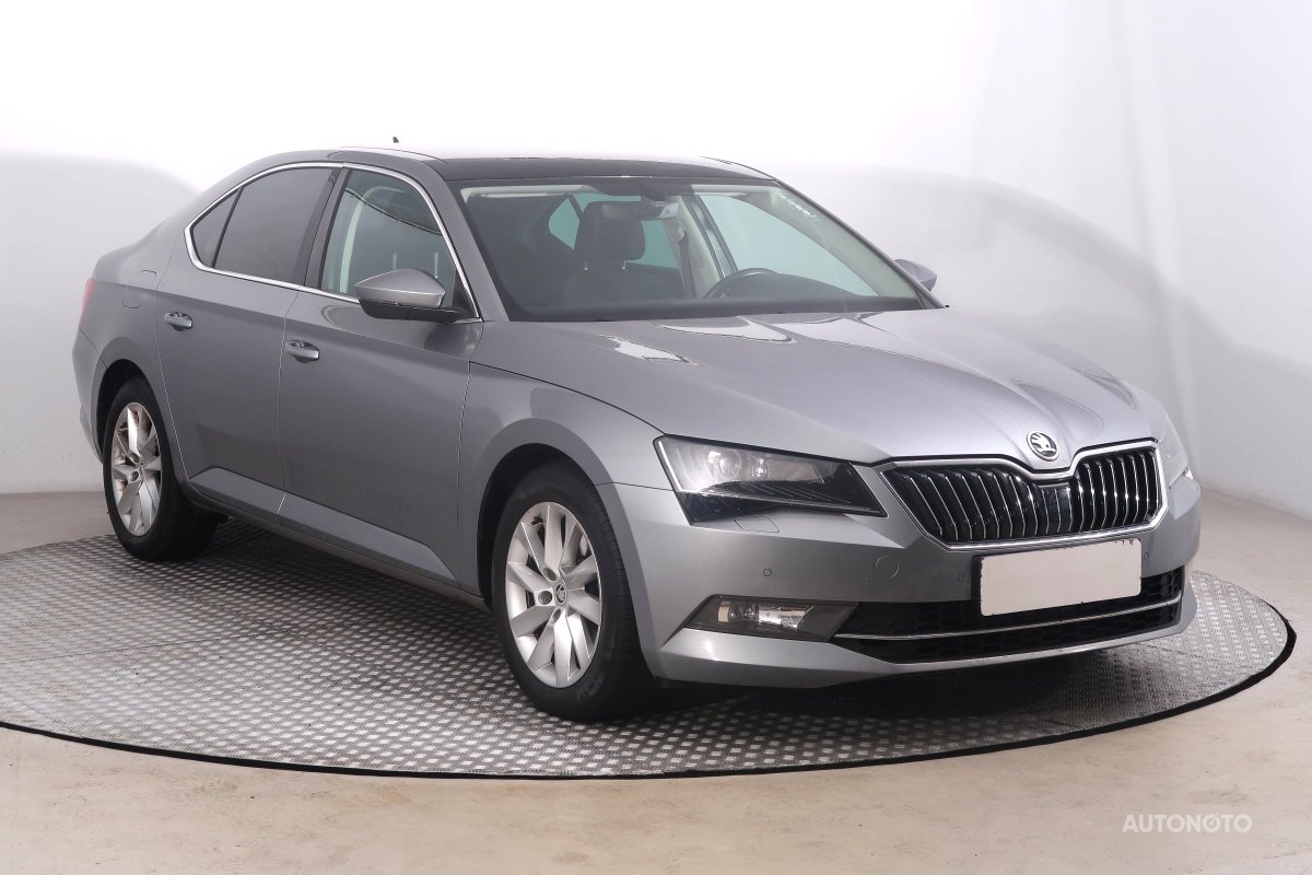 Škoda Superb, 2016 - celkový pohled