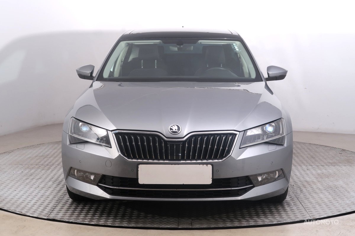 Škoda Superb, 2016 - pohled č. 2