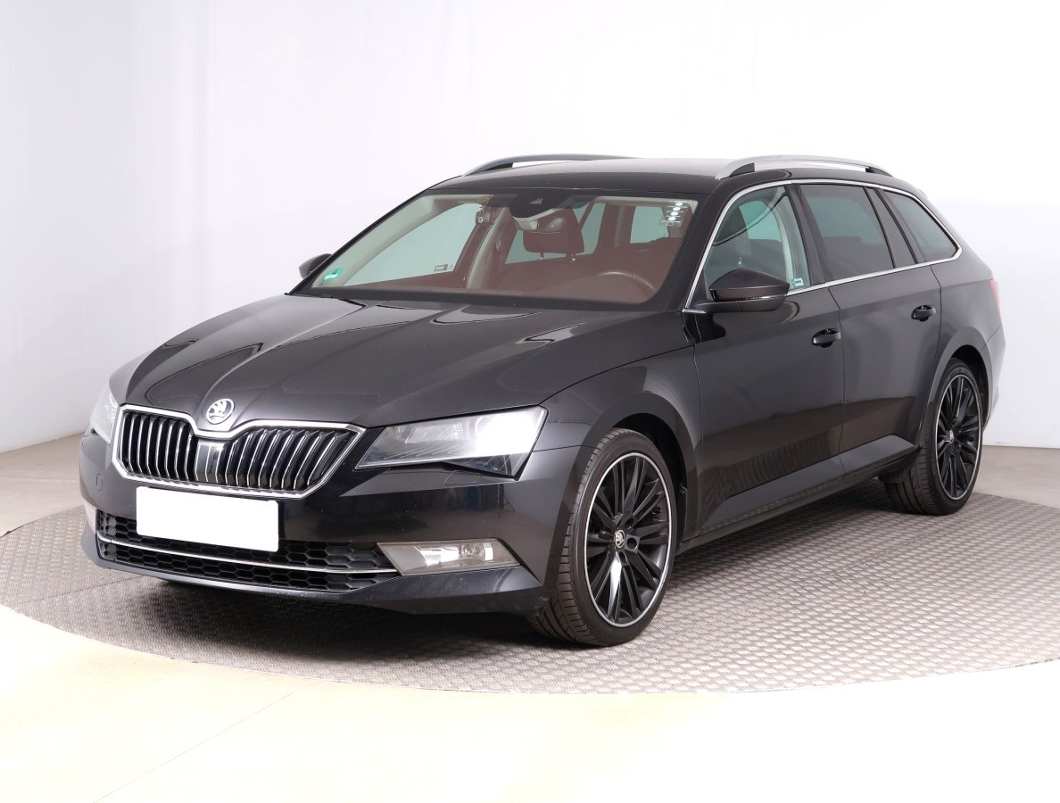 Škoda Superb, 2016 - pohled č. 3