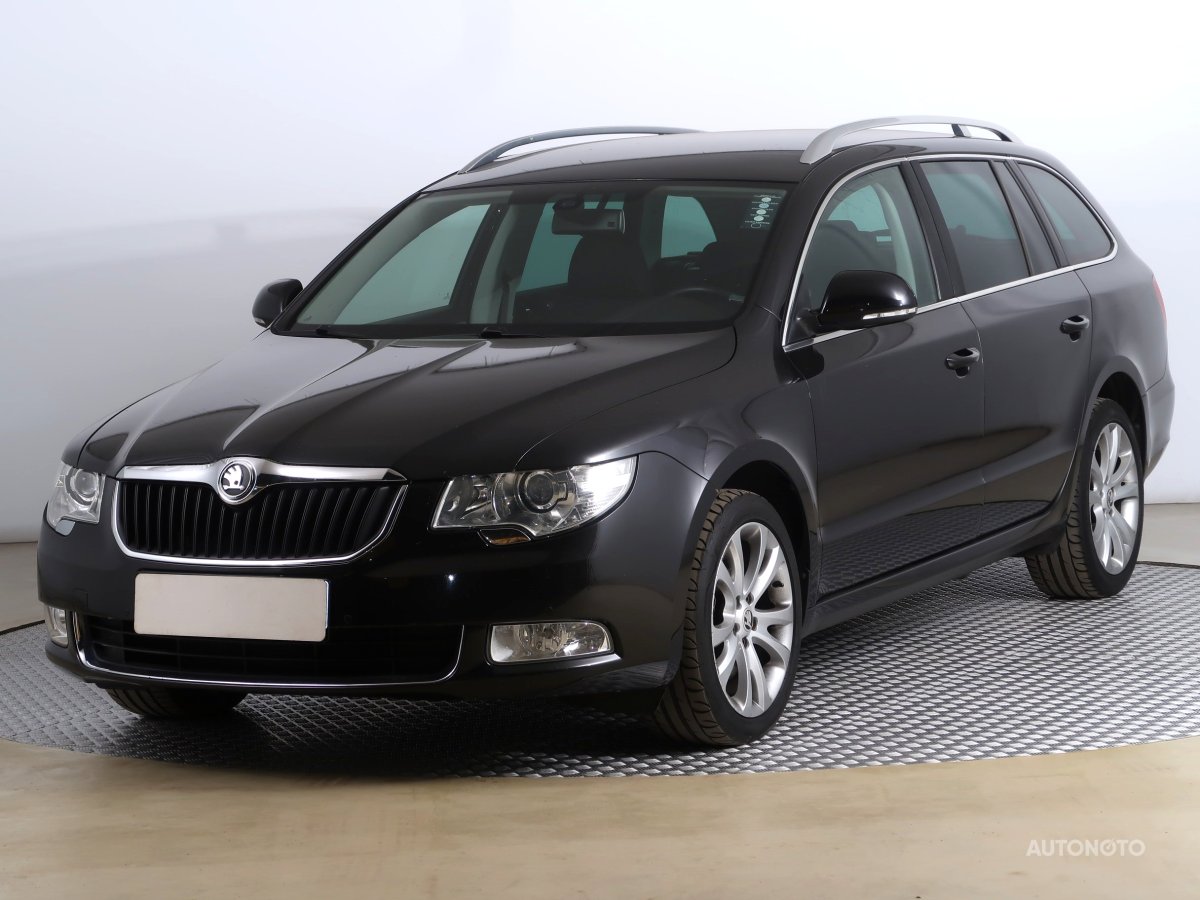 Škoda Superb, 2013 - pohled č. 3