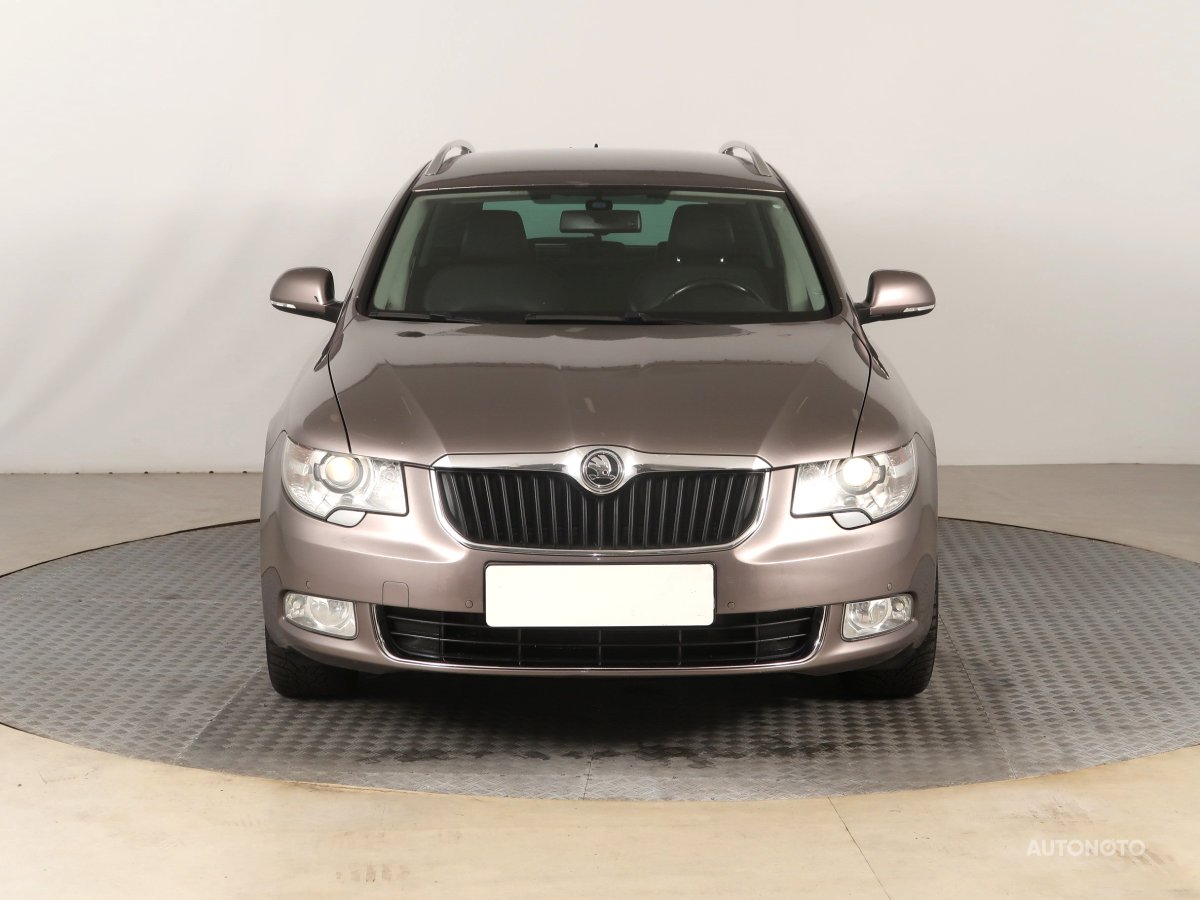 Škoda Superb, 2010 - pohled č. 2