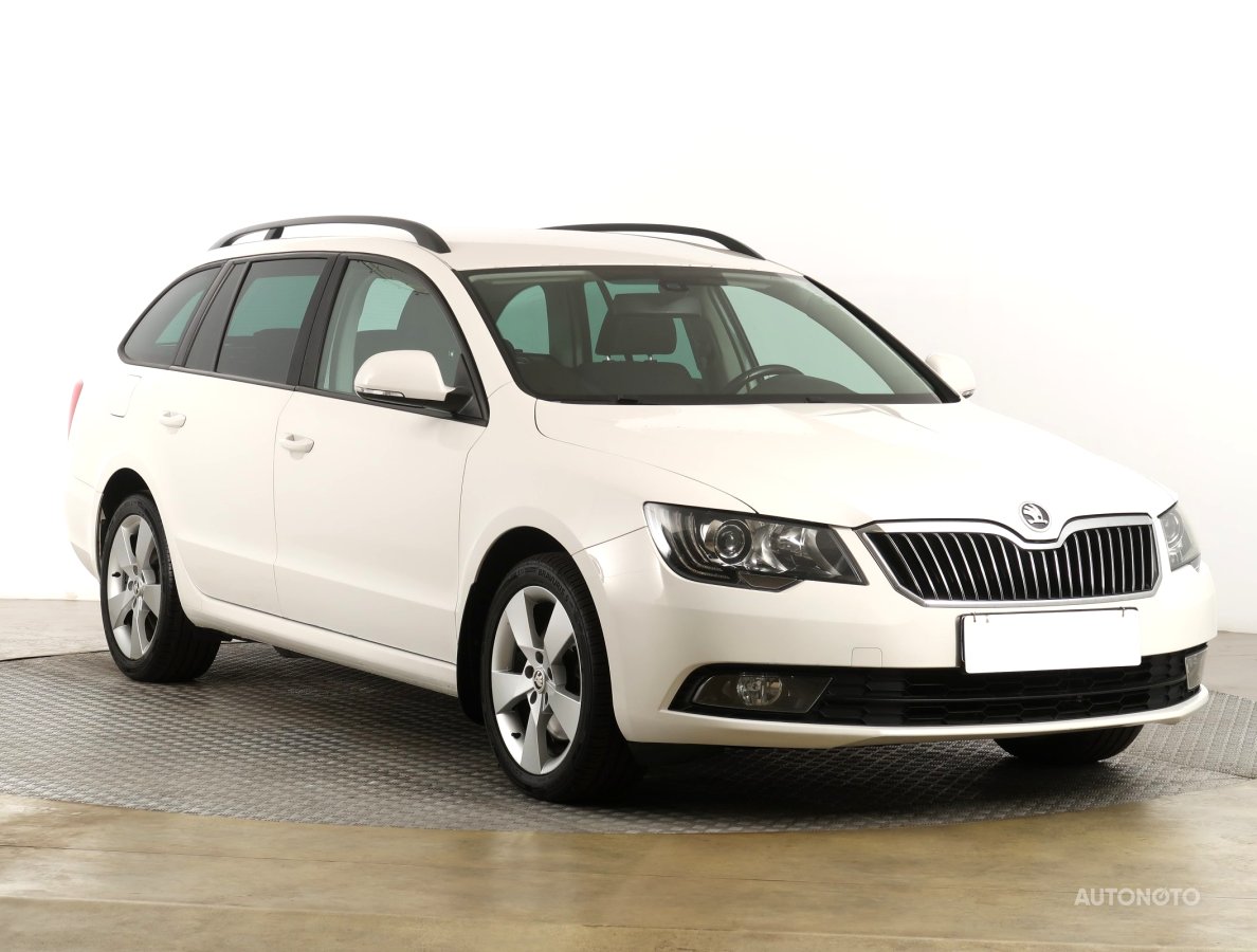 Škoda Superb, 2014 - celkový pohled