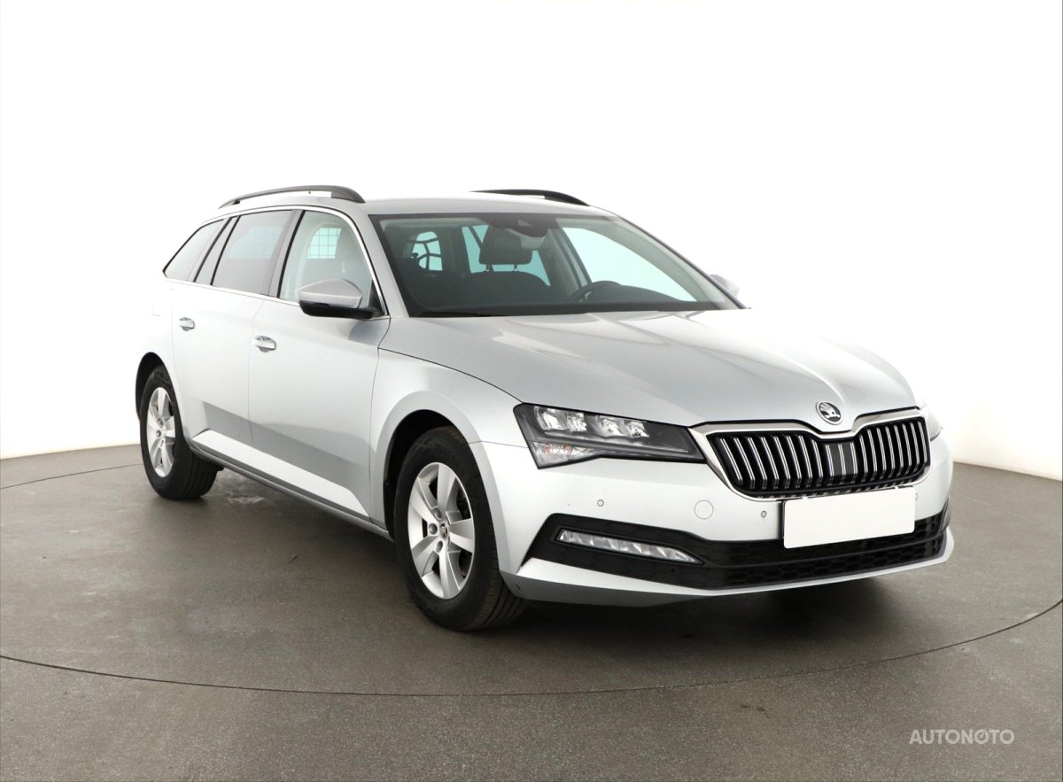 Škoda Superb, 2022 - celkový pohled
