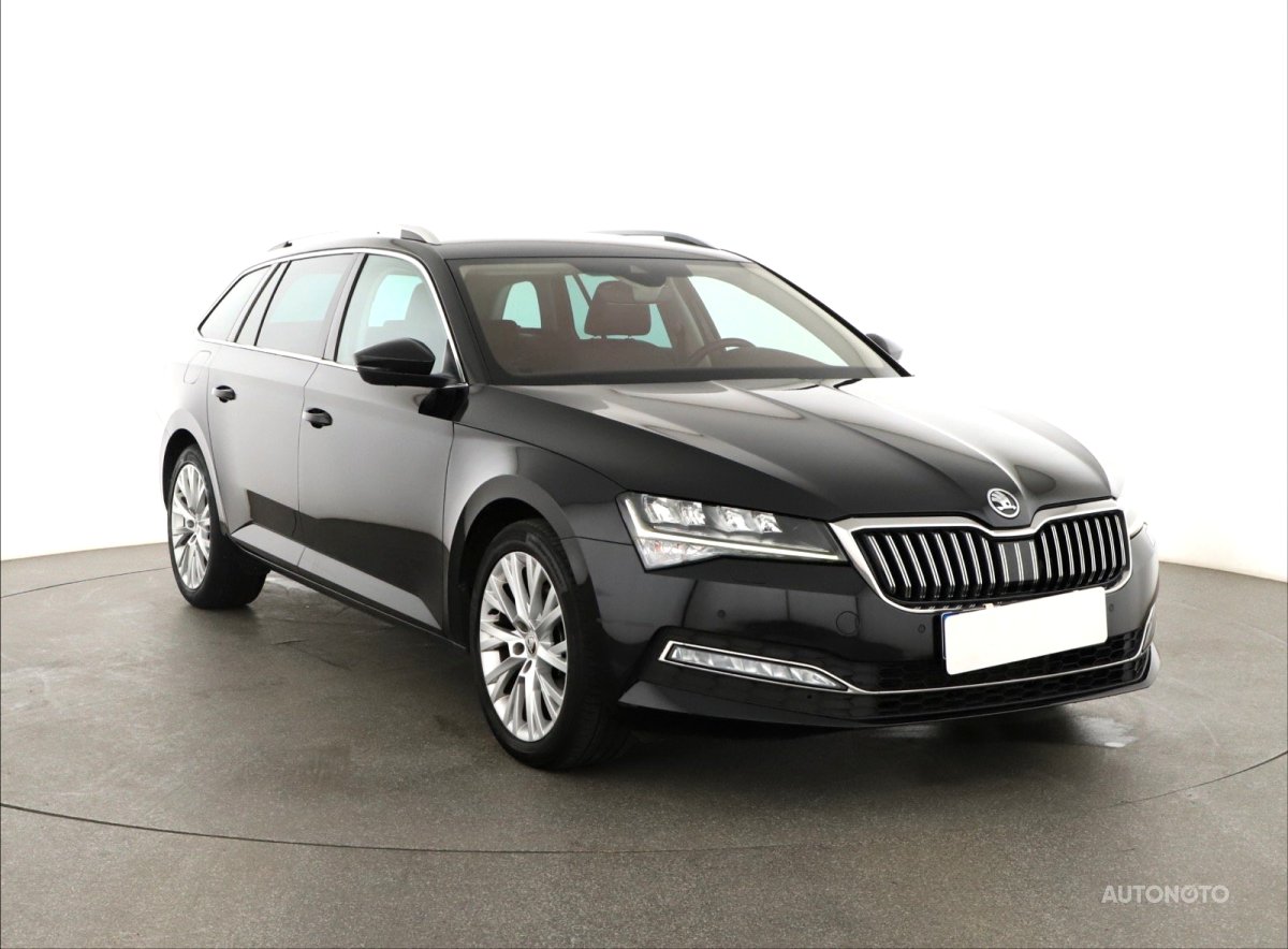 Škoda Superb, 2020 - celkový pohled